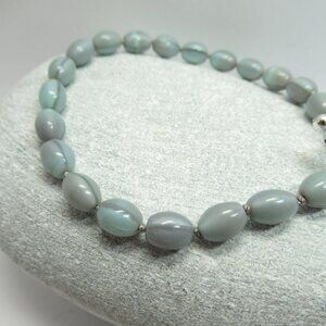 Vintage Uranium Glass bead bracelet